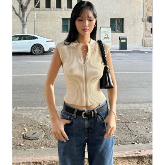 Alo Denim Knit Sleeveless Full Zip Top Oat Milk Beige Cream Sweater Knit Zipper - Picture 8 of 15